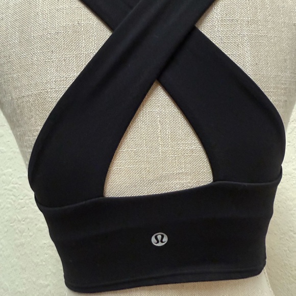 🍋LULULEMON Forward Fold Bra *Light Support, C/D Cups Size 6 - Picture 10 of 13